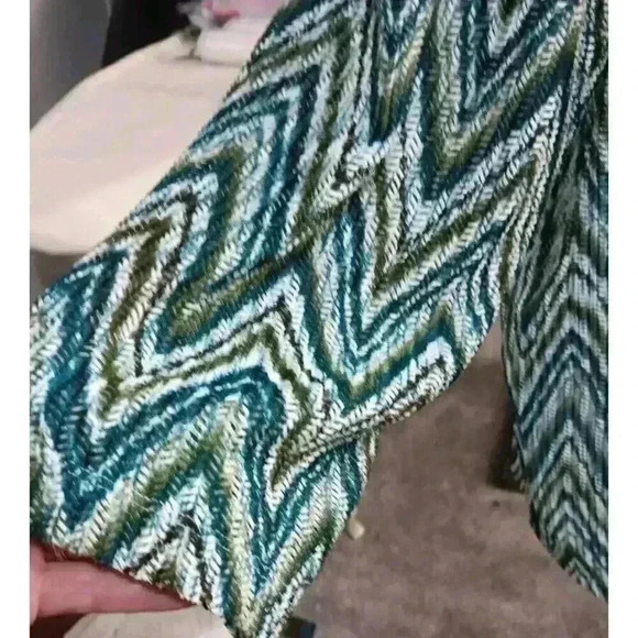 Alfred Dunner XL Woman Knit Cardigan Open Front Greens And Blues 3/4 Sleeve - Picture 3 of 6